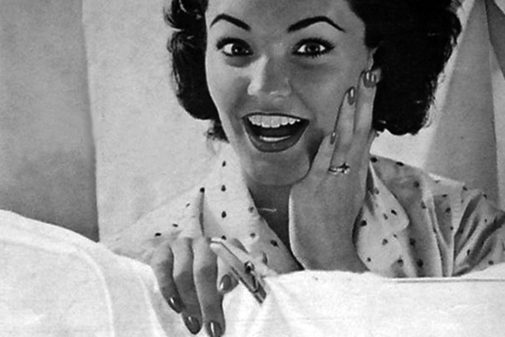 Vintage Ad für Waschmittel, Frau vor Wäscheleine